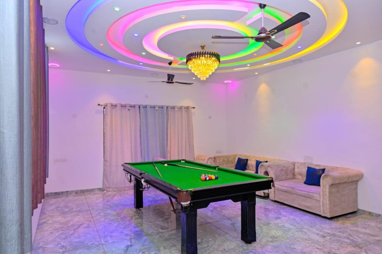 Fun Square Villa Lonavala Luaran gambar
